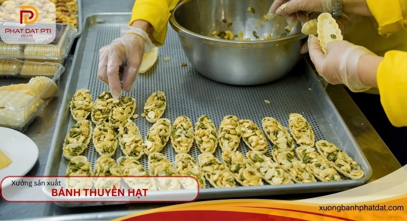 Xưởng sản xuất bánh thuyền hạt