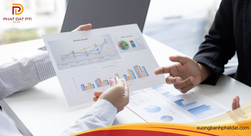 Hạn chế rủi ro và tiết kiệm chi phí